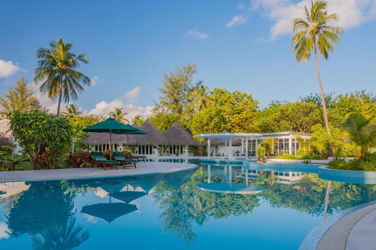 Equator Village Resort Addu City Exterior foto