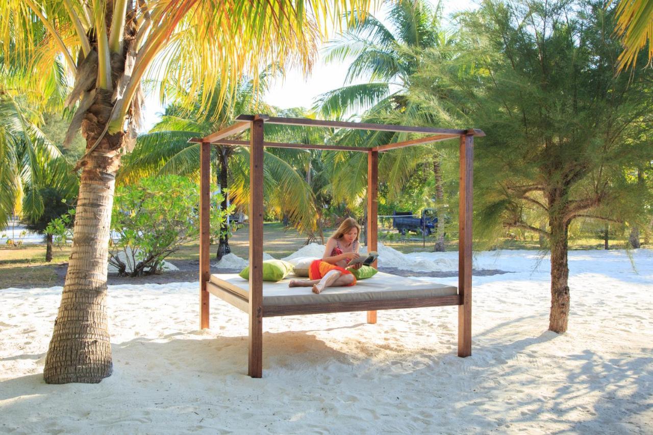 Equator Village Resort Addu City Exterior foto